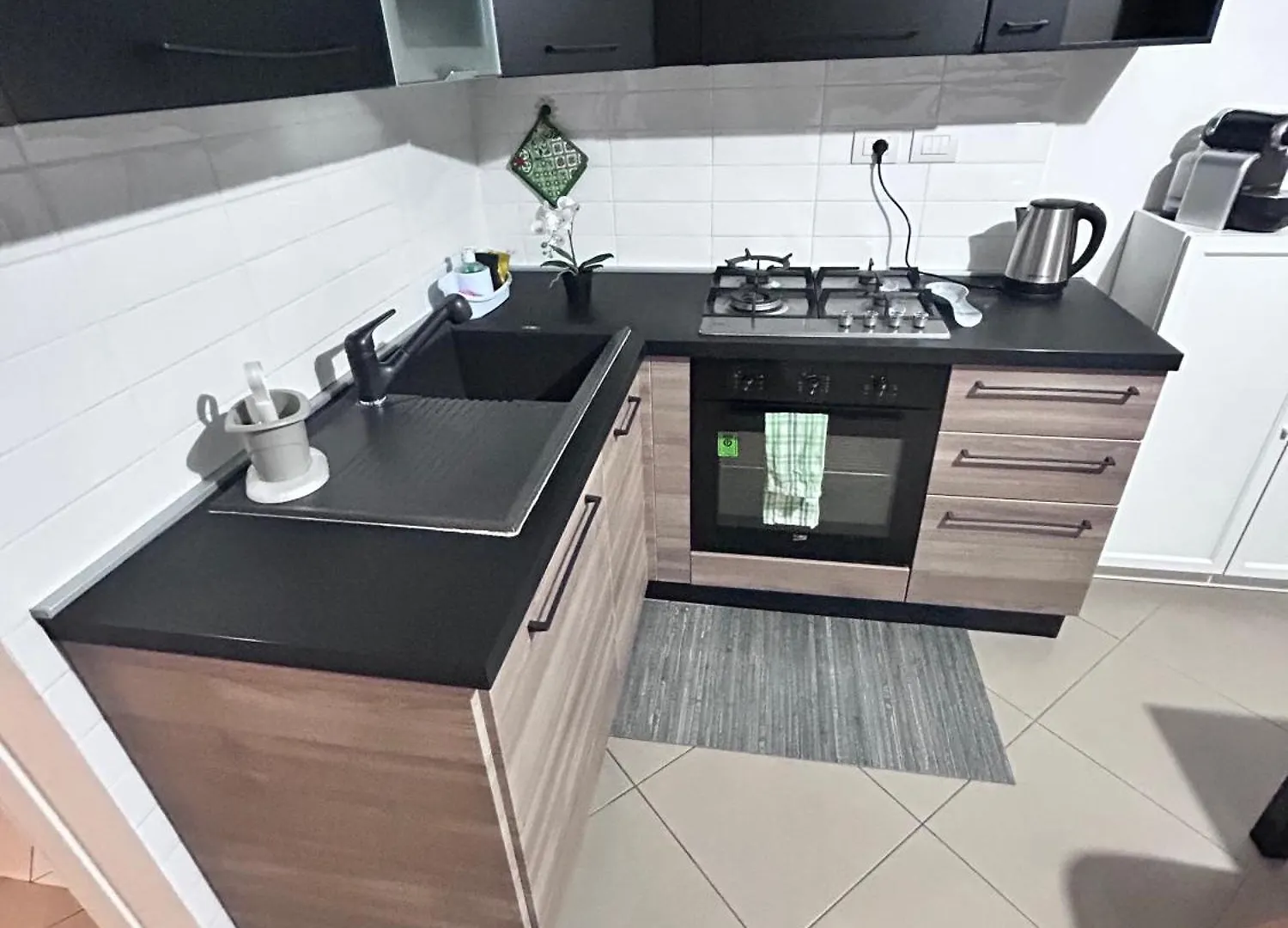 Realty Company Croce Apartment Rome 0*,  Italy